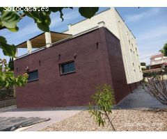 Casa independiente en urbanización Bonavista