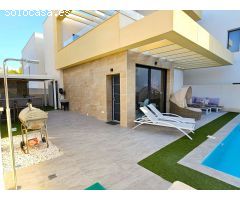 Chalet en Venta en Los Montesinos, Alicante