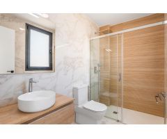 Chalet en Venta en Benijófar, Alicante