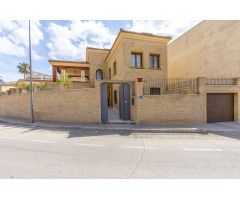 Chalet en Venta en Orihuela, Alicante