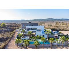 Finca en Venta en San Miguel de Salinas, Alicante