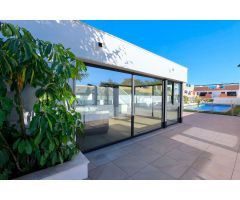 Apartamento en Alquiler en Pilar de la Horadada, Alicante