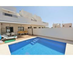 Chalet en Alquiler en Pilar de la Horadada, Alicante