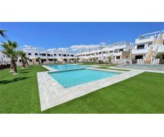 Apartamento en Alquiler en Pilar de la Horadada, Alicante