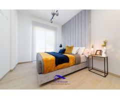 Apartamento en Venta en Urbanización El Raso, Alicante