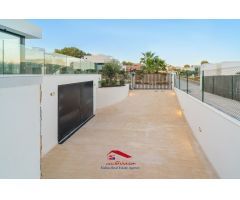 Villa de Lujo en Venta en Dehesa de campoamor, Alicante