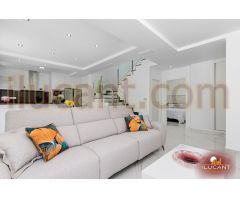 Chalet en Venta en Los Dolores, Alicante