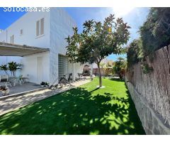 Chalet en Alquiler en Vera Playa, Almería