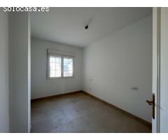Duplex de 4 dormitorios en Palomares