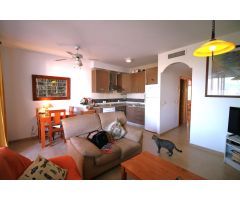 Apartamento de 2 dormitorios  en planta baja en Palomares SA1072