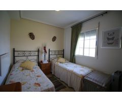 Apartamento de 2 dormitorios en planta baja SA1132