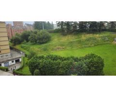 Piso en Venta en Oviedo, Asturias