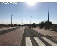 Terreno urbano en Tomares, zona de Ciudad Parque Empresarial Zaudin, Sevilla.