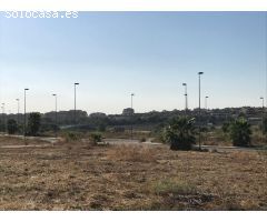 Terreno urbano en Tomares, zona de Ciudad Parque Empresarial Zaudin, Sevilla.