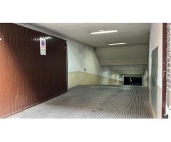 Plazas de garaje en la calle Núñez de Balboa, Barrio Salamanca en Madrid.