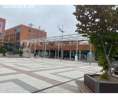Local en venta en Alcobendas.