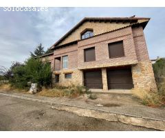 CHALET EN VENTA EN ESPINOSA DE HENARES, GUADALAJARA