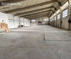 NAVE EN LA ZONA DE COSLADA, 1800M2 ,DISPONE DE AGUA Y LUZ