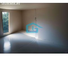 Sanxenxo: vendemos casa con finca, local comercial...