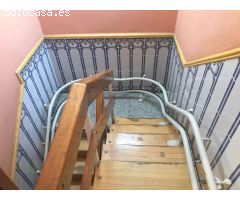 CASA CON RESTARURANTE Y PISCINA IDEAL PARA NEGOCIO - HOSTAL