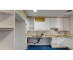 Vivienda en venta de 4 dormitorios junto a teatro Romea