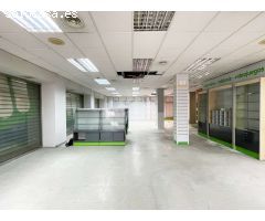VENTA LOCAL FUENGIROLA CON MUCHO POTENCIAL