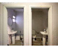 VENTA LOCAL FUENGIROLA CON MUCHO POTENCIAL
