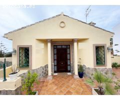 VILLA EN EL COTO