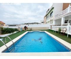 CASA CON PISCINA