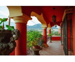 CHALET INDEPENDIENTE EN VENTA, MIJAS