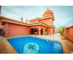 CHALET INDEPENDIENTE EN VENTA, MIJAS