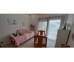 Villa jardín y piscina en Playamar