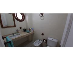 Villa jardín y piscina en Playamar