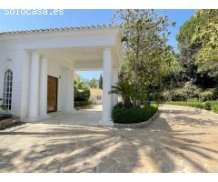 VILLA DE LUJO