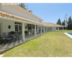 VILLA DE LUJO