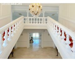 VILLA DE LUJO