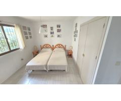 CHALET EN EL FARO