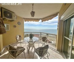 PRIMERA LÍNEA DE PLAYA - VISTAS AL MAR EN FUENGIROLA