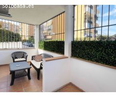 PISO AMPLIO DE 2 DORMITORIOS - BENALMADENA - CON LICENCIA TURISTICA