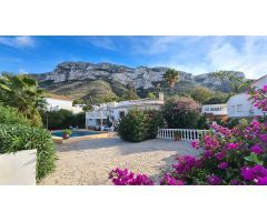 Chalet en Venta en Denia, Alicante