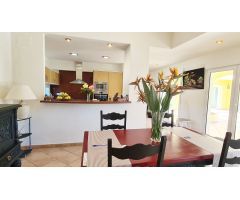 Villa de Lujo en Venta en Els Poblets, Alicante