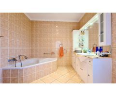 Villa de Lujo en Venta en Els Poblets, Alicante