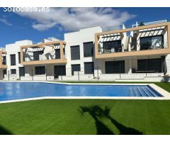 Apartamento en Venta en Villamartín, Alicante