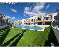 Apartamento en Venta en Villamartín, Alicante