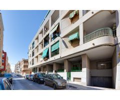 Apartamento en Venta en Torrevieja, Alicante