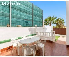 Casa de Pueblo en Venta en Residencia los Altos, Alicante