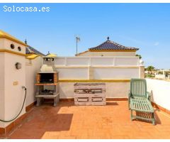 Casa de Pueblo en Venta en Residencia los Altos, Alicante