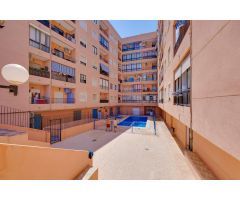 Apartamento en Venta en Torrevieja, Alicante