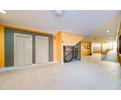 Apartamento en Venta en Torrevieja, Alicante
