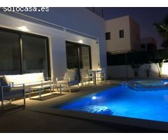 Chalet en Venta en Santiago de la Ribera, Murcia